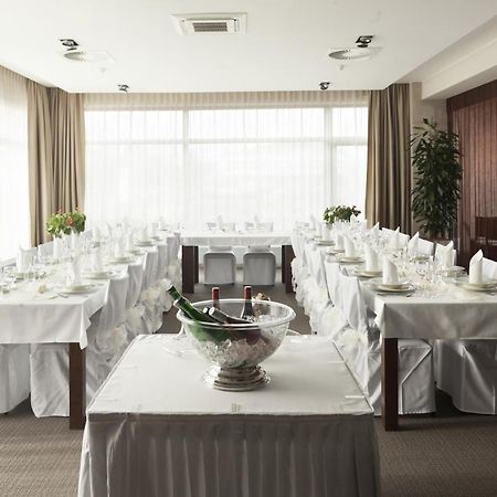 Wellness Hotel Abacie Nový Jičín エクステリア 写真
