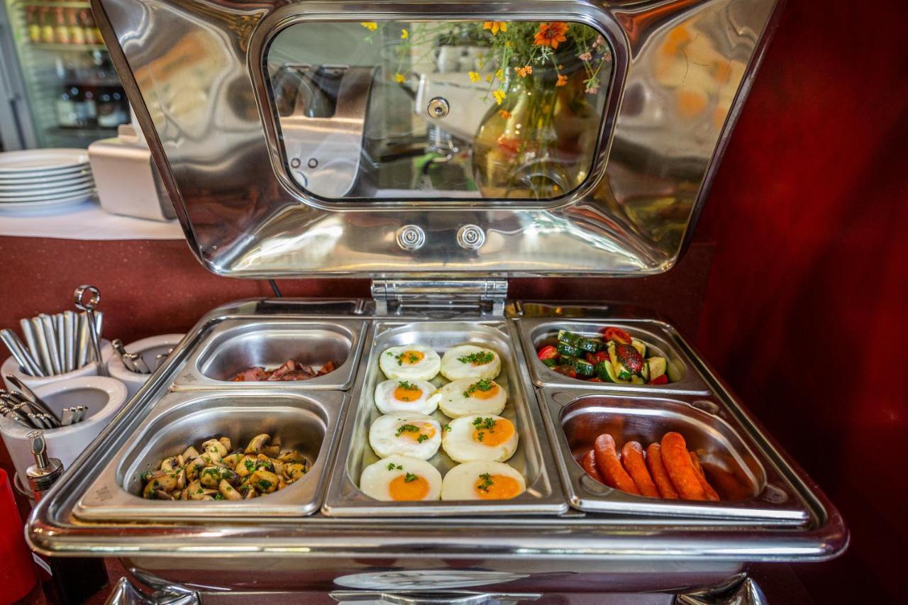Wellness Hotel Abacie Nový Jičín エクステリア 写真