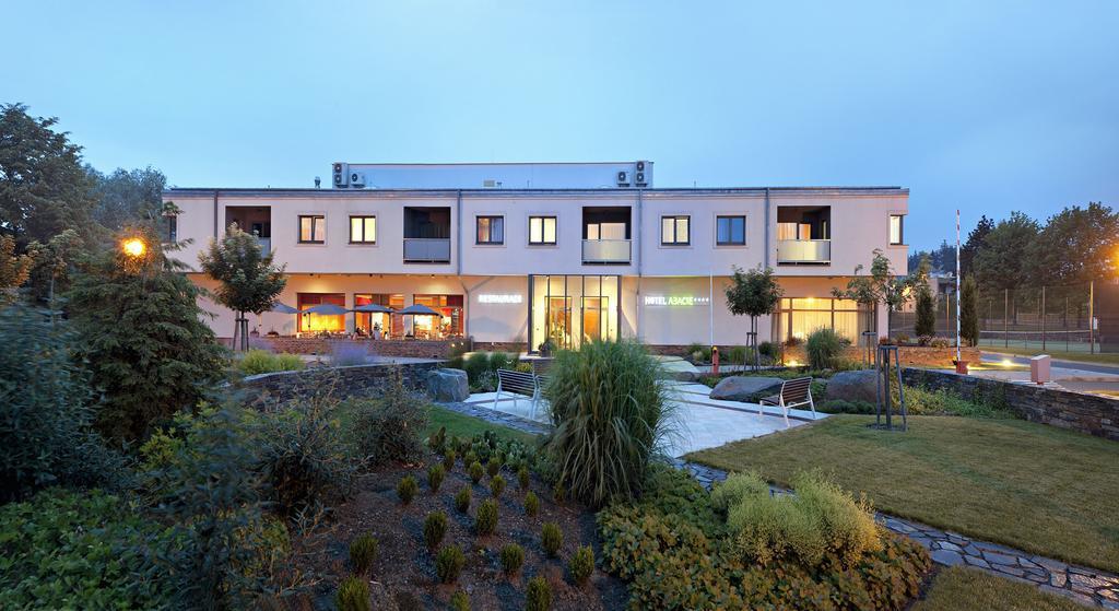 Wellness Hotel Abacie Nový Jičín エクステリア 写真