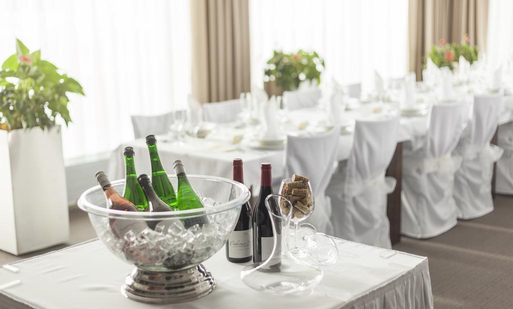 Wellness Hotel Abacie Nový Jičín エクステリア 写真
