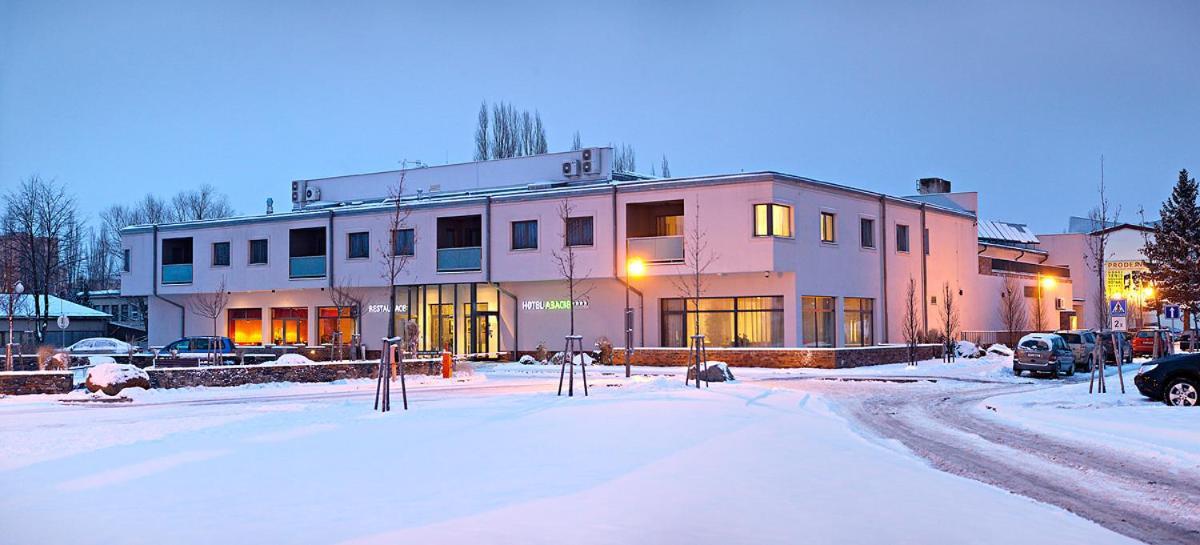 Wellness Hotel Abacie Nový Jičín エクステリア 写真